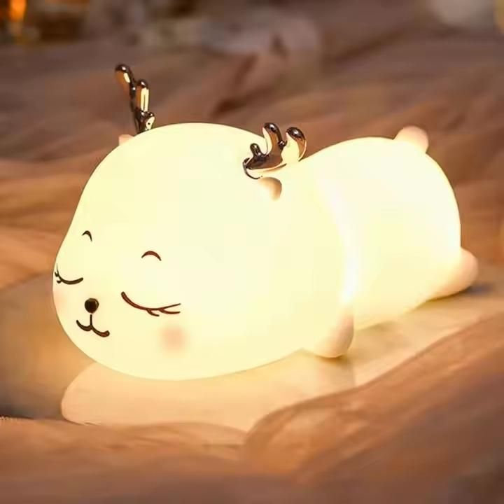 Cute Deer Shaped Silicone Night Light, Rechargeable LED Lamp