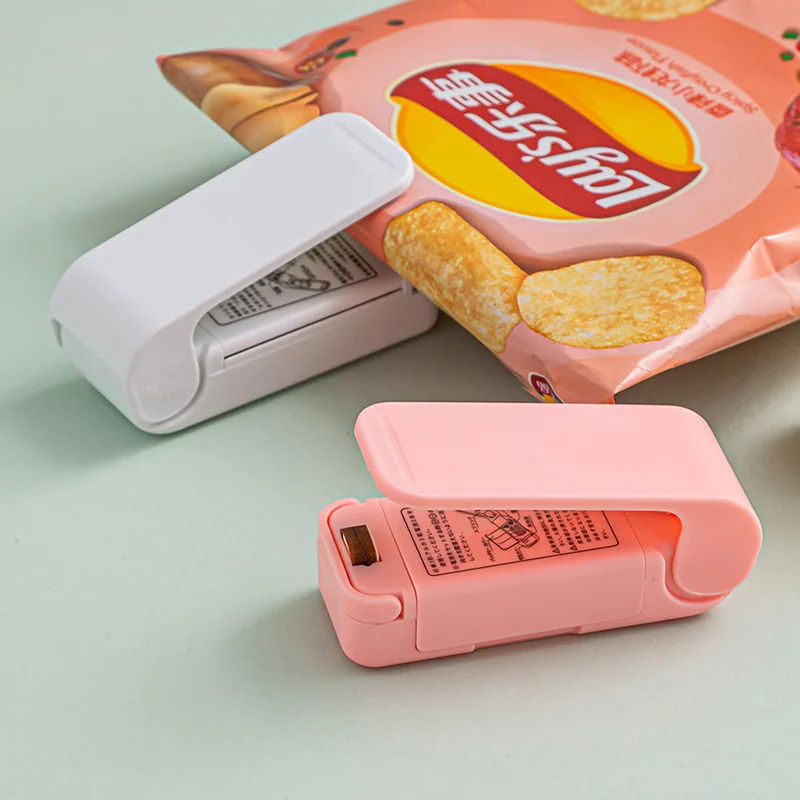 Portable Mini Sealer Home Heat Bag Plastic Food Snacks Bag Sealing Machine Mini Vacuum Food Sealers