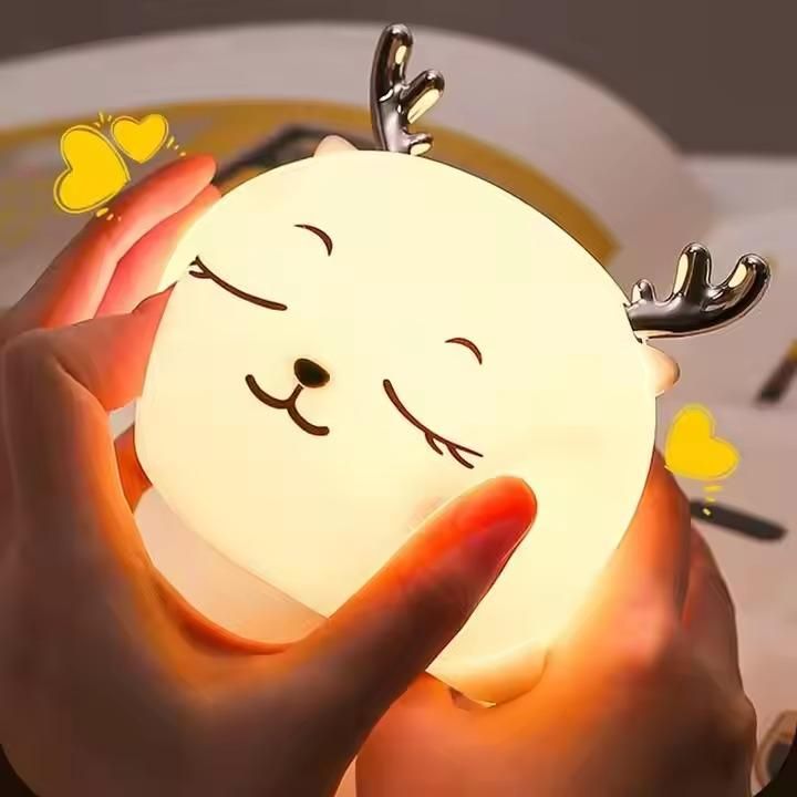 Cute Deer Shaped Silicone Night Light, Rechargeable LED Lamp